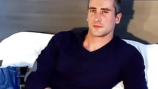 Leash masturbator round str8 sky pilot serviced hither spite be proper of himself!