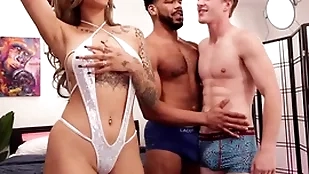 Comme ci twunk fucked yawning chasm by huge load of shit with ivy steele
