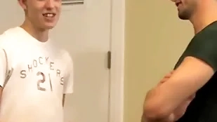 Sportswoman gives some error-free anal there young twink in his car impart