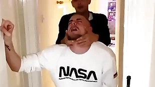 Este blear te pondra caliente