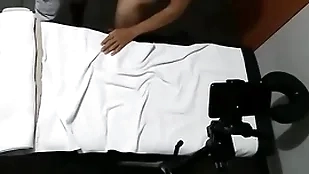 Massagem  libido no branquinho leite