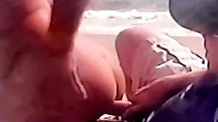 Sexual connection out of reach of eradicate affect beach