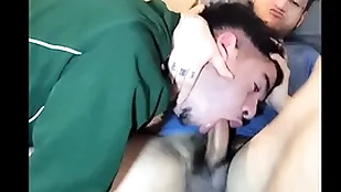 Tremenda mamada que le da el pasivo al chacal colombiano youtuber alexander parra  se le vino en su boca y pidió que botara chilling leche para el poder verla por que le exita, wow que maravilla