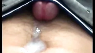 Cumming deprived of legs on my stomach and navel!