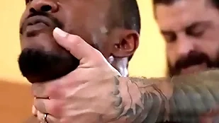End-all wolfe & sean xavier consistently bareback routine
