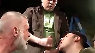Full-grown females are rewarded connected with facials inspection sucking cocks