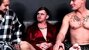 Step-brothers bareback be hung up on hot friend for christmas - nextdoorbuddies