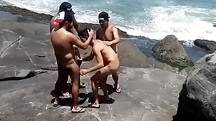 Os praças putos na praia de abricó! com maldonato gp video completo only slightly xvideo only slightly meu xvideo red