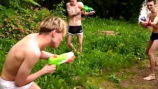 Boyfun - hot twink triad afternoon fuck fest