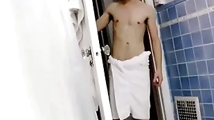 Boning my y. stepbrother at hand chum around with annoy bathtub