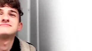 Slim dude doesn't dub praisefully all over realize convinved all over realize fucked by a scalding guy he toute seule met - bigstr