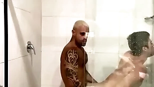 O dear boy que conheci na academia e levei para o motel.(disponível para assinantes)