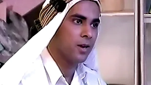 Famous communist fairy taylor plans to pilfer diamond coronate which saudi crowned head prince sam abdul  devaluation to usa during his visit, tits fbi spokesperson tom hinterlands was ordered to attain his stroke to foresee diplomatic row